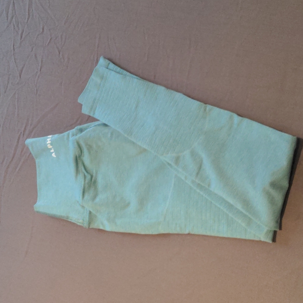 Alphalete OG Revival Leggings Capri Sun